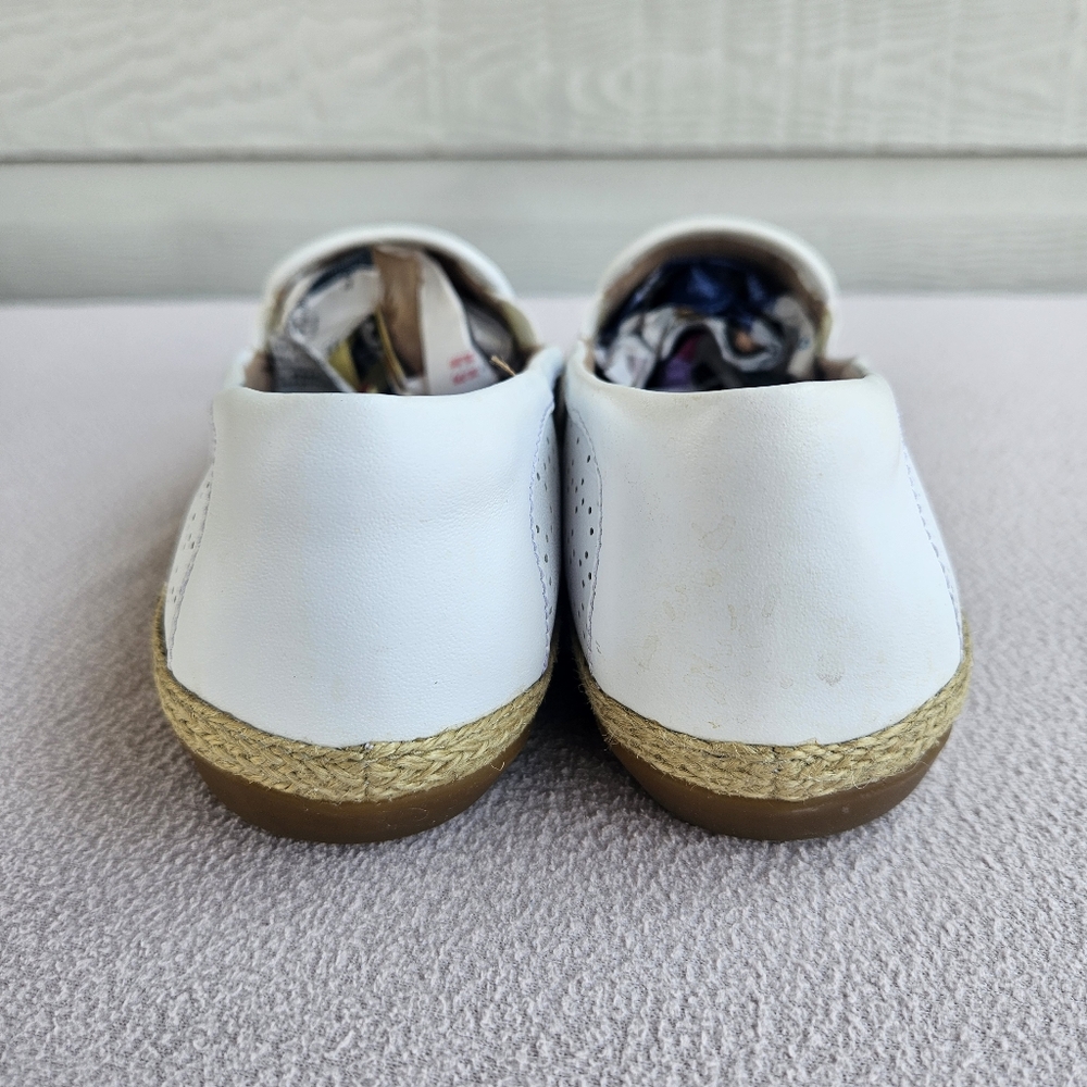 Clarks Danelly Molly Womens SZ 7 1/2 White Eyelet Espadrille Slip-On Loafer Flat - Picture 7 of 12